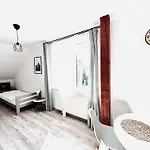 Gosciniec I Restauracja Salton 博赫尼亚