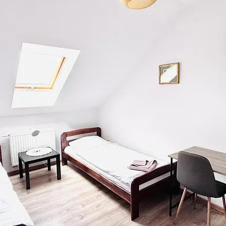 Gosciniec I Restauracja Salton בוצ'ניה