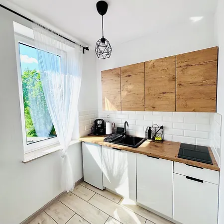 Gosciniec I Restauracja Salton