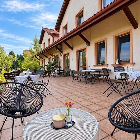 Gosciniec I Restauracja Salton * Бохня