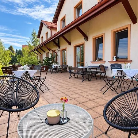 Проживання в сім'ї Gosciniec I Restauracja Salton *