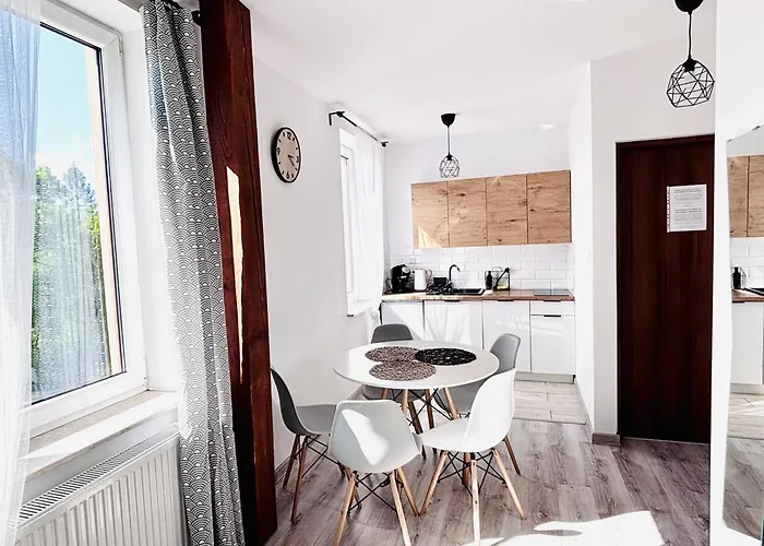 Gosciniec I Restauracja Salton * בוצ'ניה