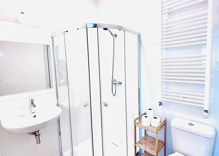 Gosciniec I Restauracja Salton בית אירוח בוצ'ניה