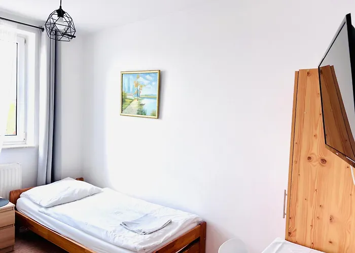 Gosciniec I Restauracja Salton בית אירוח בוצ'ניה